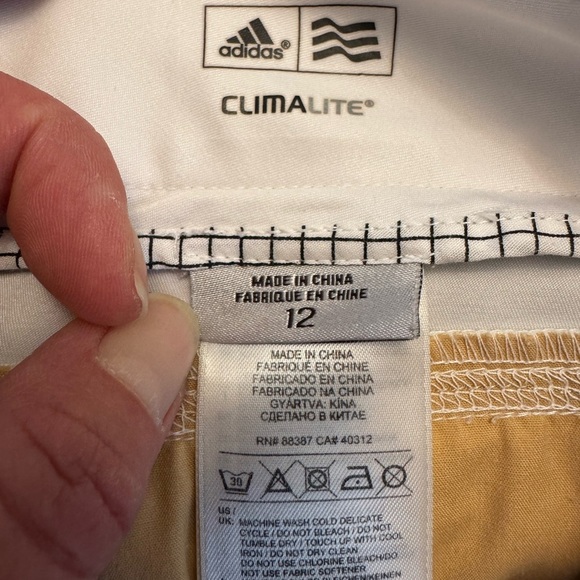 Adidas Cream Bermuda Shorts Tailored Casual Style - Picture 3 of 3